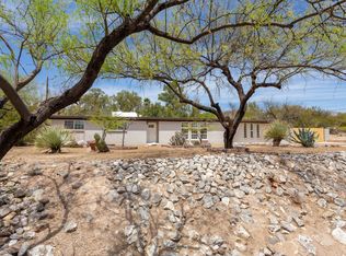 8911 E Driftwood Trl, Tucson, AZ 85749