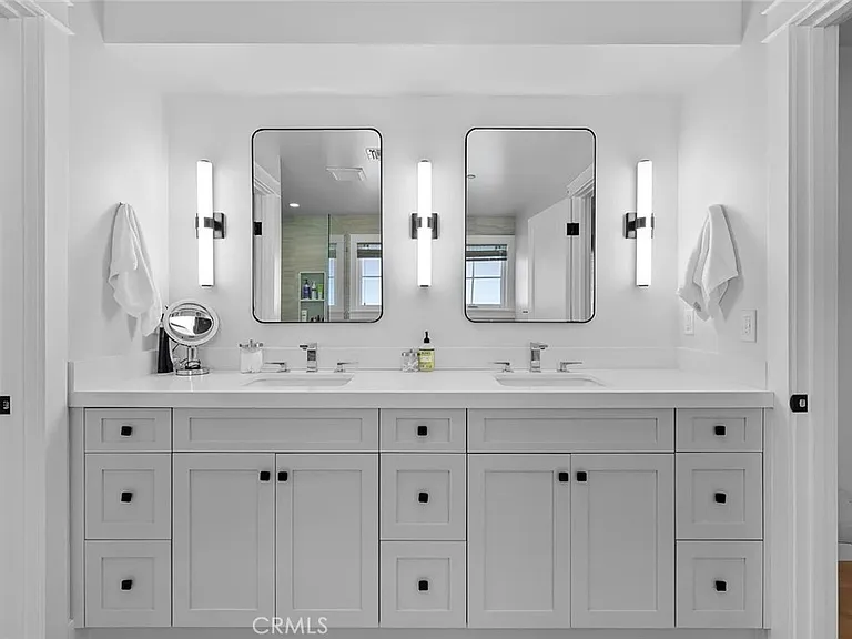 309 Crest Dr — Photo 15