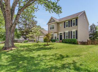 8904 Shoreham Cir, Knoxville, TN 37922