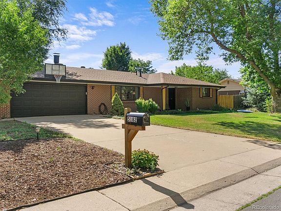 3rd image of 5182 Zinnia Street