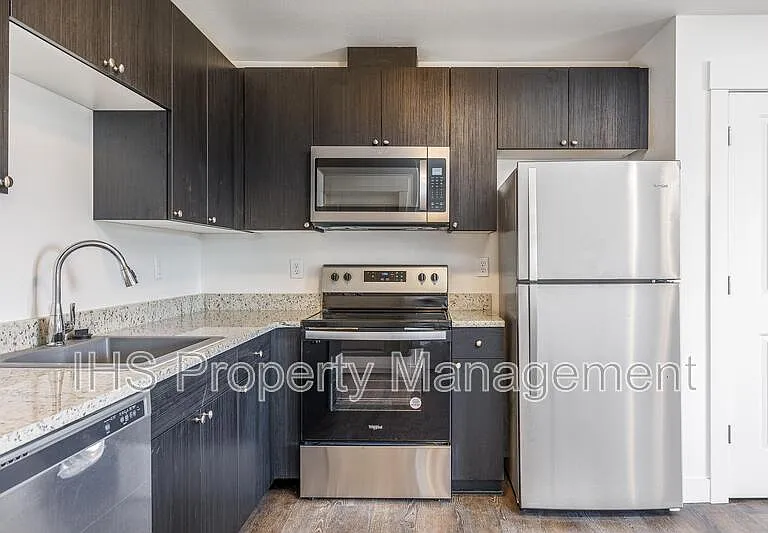 485 S 38th Ave #B207 — Photo 9