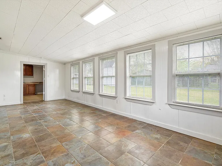 6 Morgan Cir — Photo 8