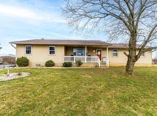 7300 Rene Ct, Grove City, OH 43123