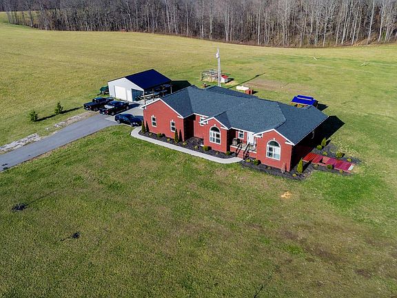 3rd image of 1464 Gosser Ridge Rd