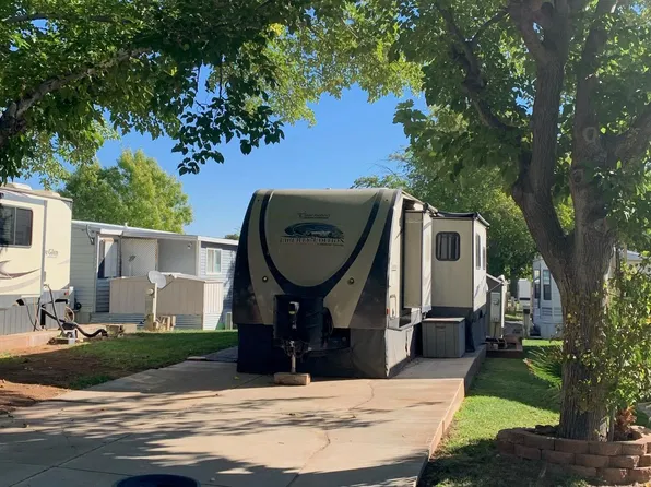 1150 W Red Hills Pkwy Unit 37, Washington, UT 84780