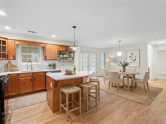 5th image of 1227 Al Roberts Rd