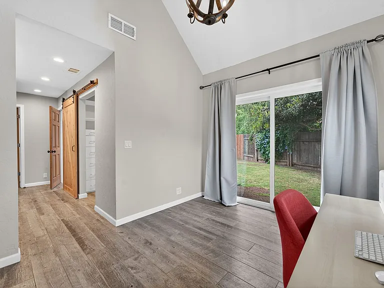 420 Colusa Pl — Photo 37