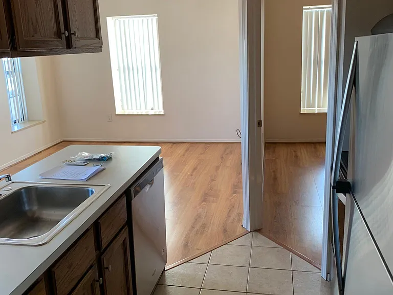 54 S Broadway St #23 — Photo 3