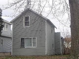 1st image of 635 White St
