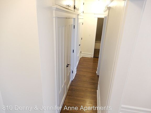 3rd image of 810 E Denny Way