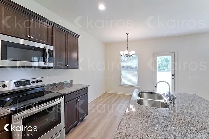 207 Foggy Ln — Photo 5