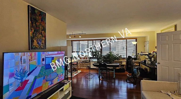 5410 Connecticut Ave NW #701 — Photo 1