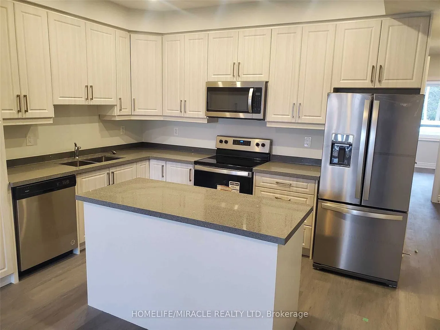 2 bed, $2,200 — Photo 2