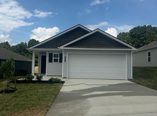 1131 Clearwater Ln, Johnson City, TN 37601