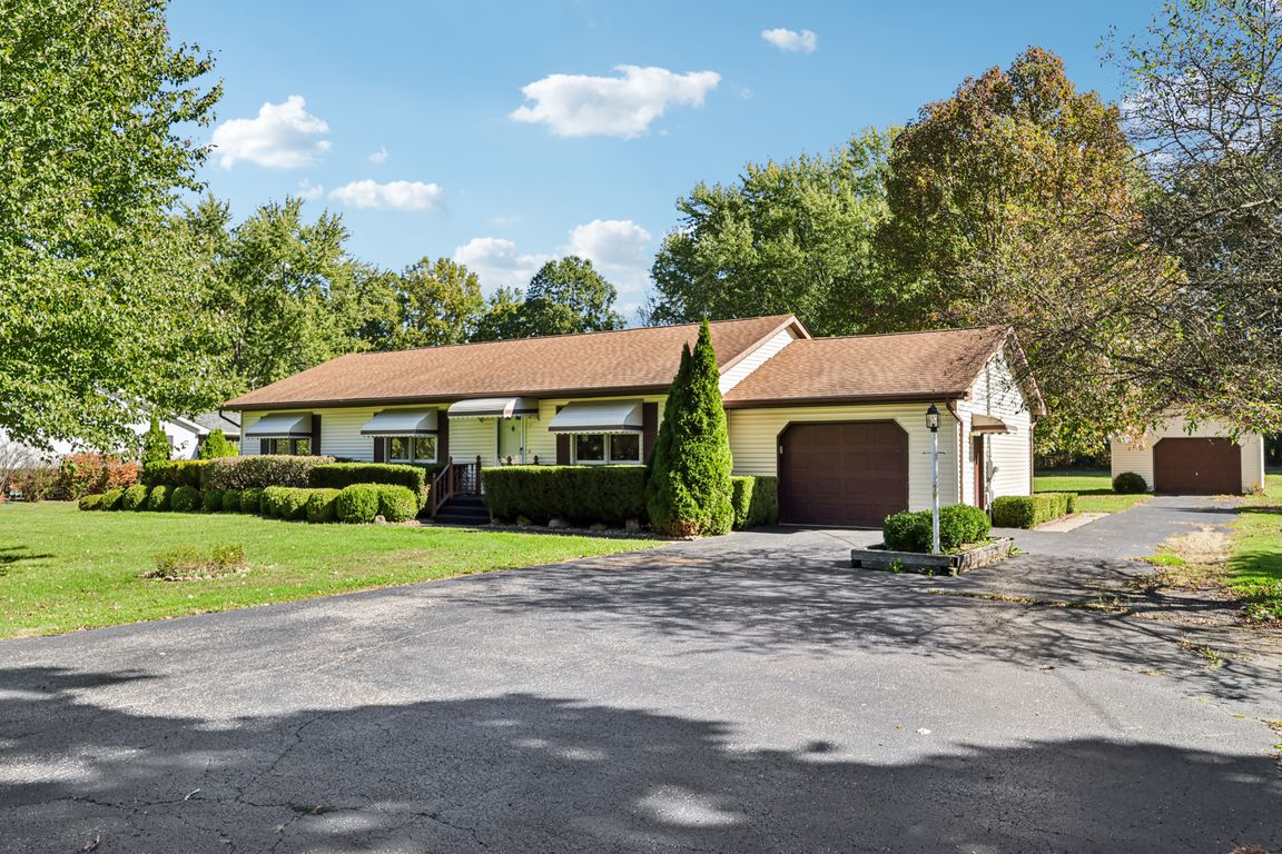 Ellsworth Bailey Rd-S1410-001.jpg