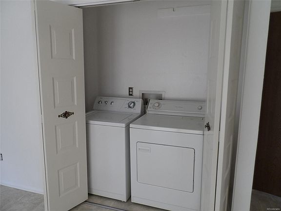 3rd image of 1823 S Sedalia Cir
