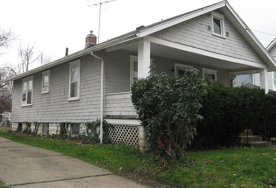 2nd image of 564 Stanton Ave