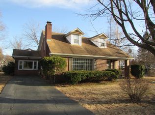 310 Avenue I, Matamoras, PA 18336