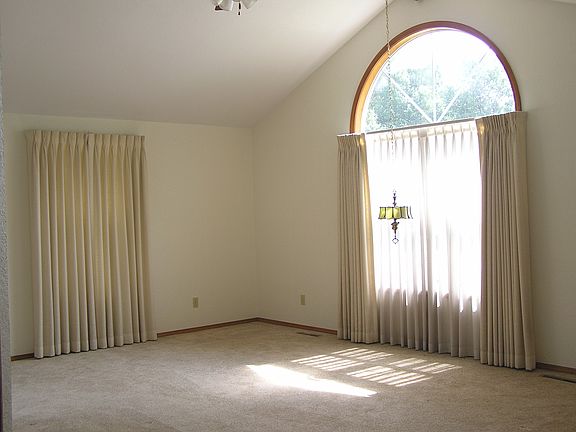 Great Room with Cathedral Ceiling 