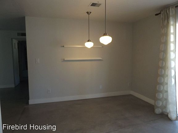 4th image of 2220 W Javelina Ave