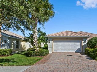 8451 SE Retreat Dr, Hobe Sound, FL 33455