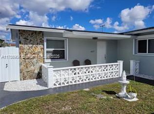 637 W 31st St, Hialeah, FL 33012