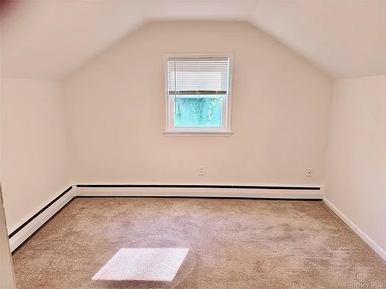 12 Lake Dr — Photo 9