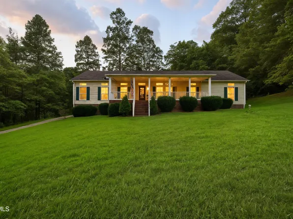 3524 Labrador Rd, Coeburn, VA 24230