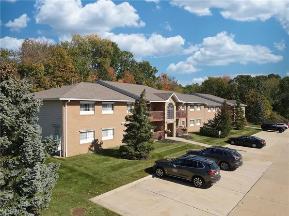 10391 Glenway Dr APT 202, Twinsburg, OH 44087