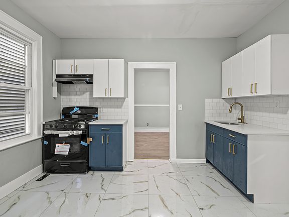 4th image of 103 Schley St Floor 2