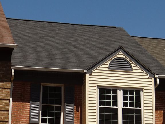 3rd image of 6068 Heatherwood Dr