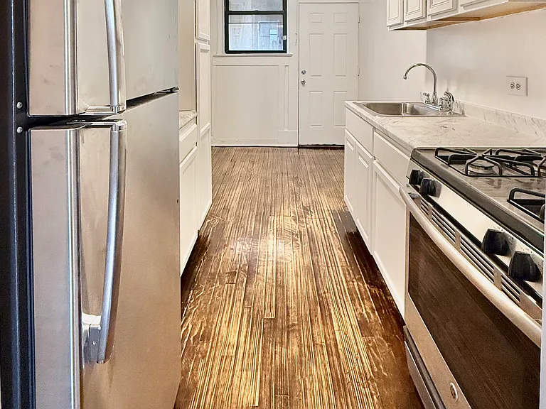 2059 W Touhy Ave #1 — Photo 12