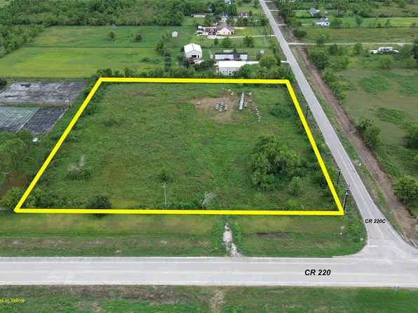 1326 County Road 220, Angleton, TX 77515
