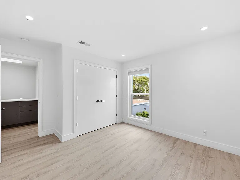 143 Ortega Ave — Photo 32