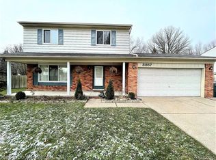 3857 Anvil Dr, Troy, MI 48083