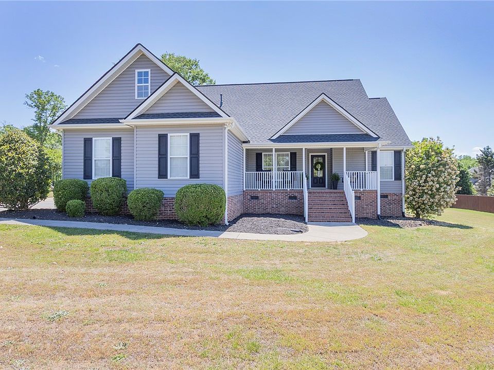 1st image of 208 Mahaffey Rd