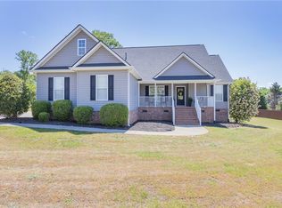 208 Mahaffey Rd, Williamston, SC 29697