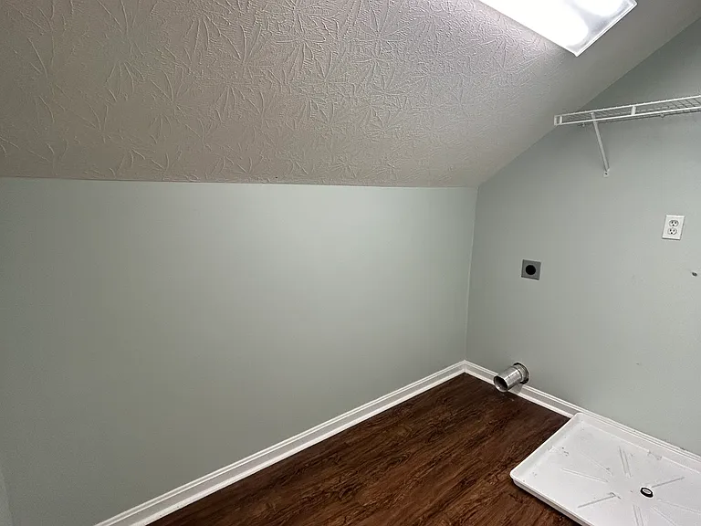 2nd floor laundry room