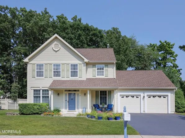 37 Danella Way, Howell, NJ 07731