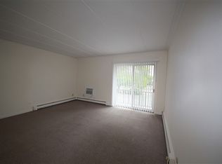 140 County Rd APT 205, Tenafly, NJ 07670