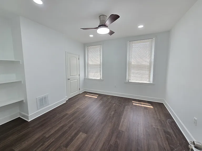 2613 Oakford St — Photo 10