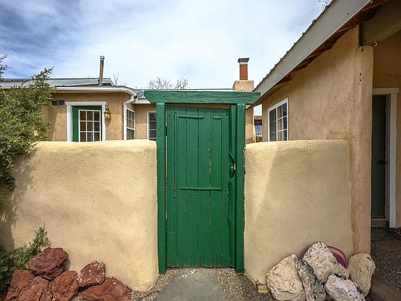 2nd image of 15 Santo Nino Rd