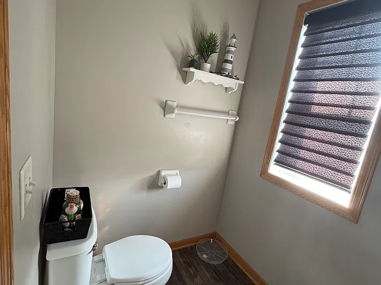 5061 Everest Ln N — Photo 6