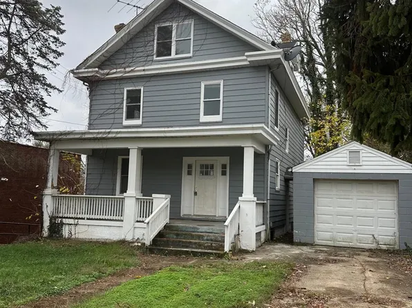 5819 Bramble Ave, Cincinnati, OH 45227