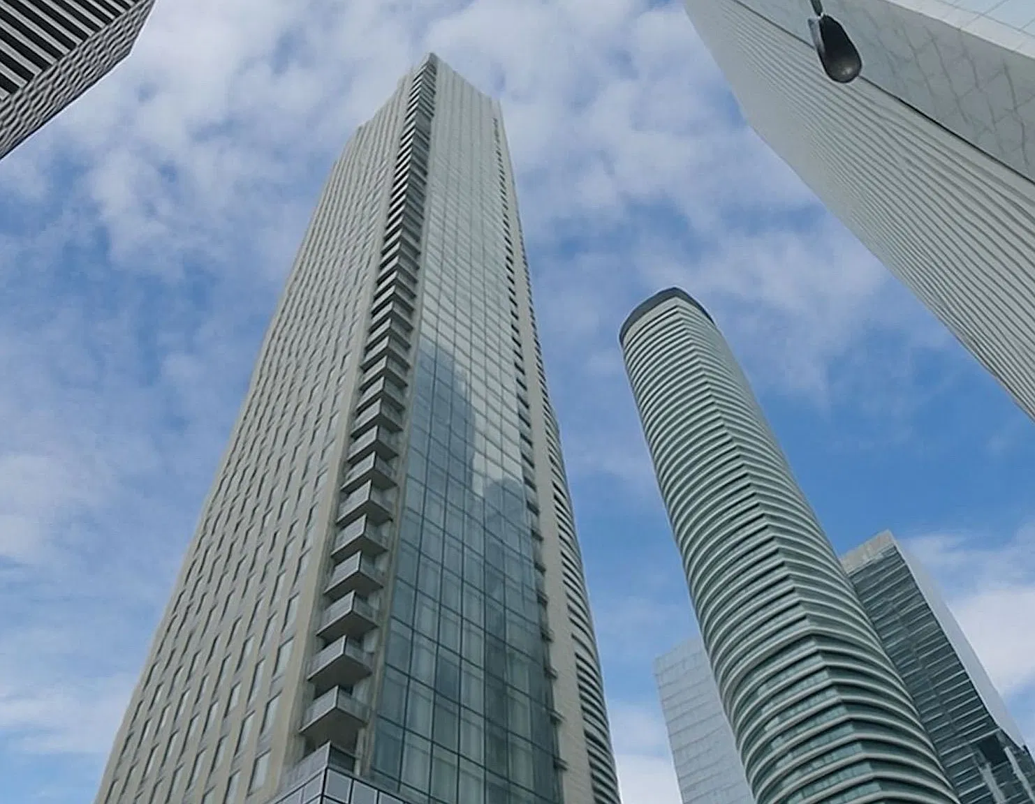2 bed, $3,250 — Photo 1