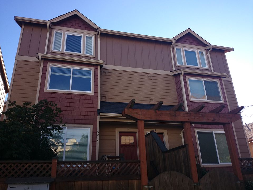 2nd image of 5235B Russell Ave NW