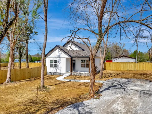 31 Honey Ln, Estill Springs, TN 37330