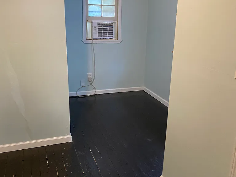 878 Tanner Dr — Photo 4