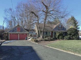 10 Red Maple Ln, Kenilworth Boro, NJ 07033