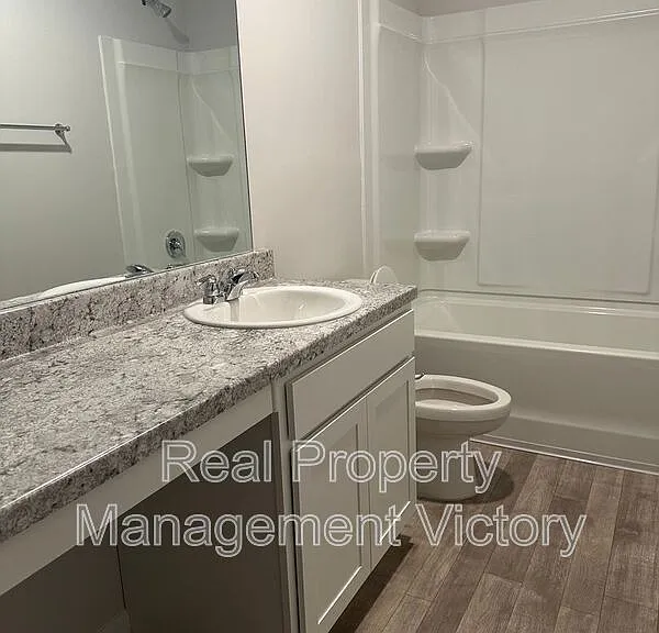 134 Marina Dr — Photo 8